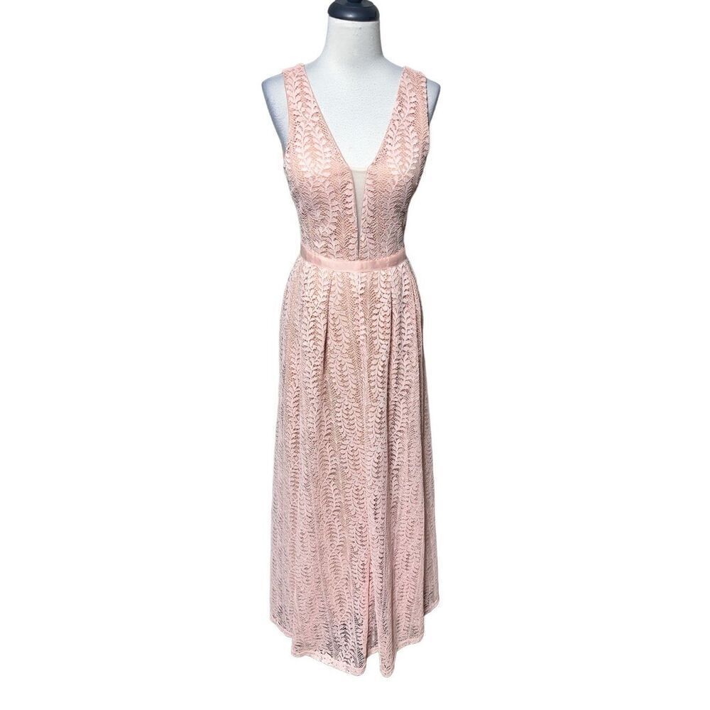 Lucy Wang Sleeveless Blush Lace Prom Bridal Maxi Dress Plunging Neckline Size 2